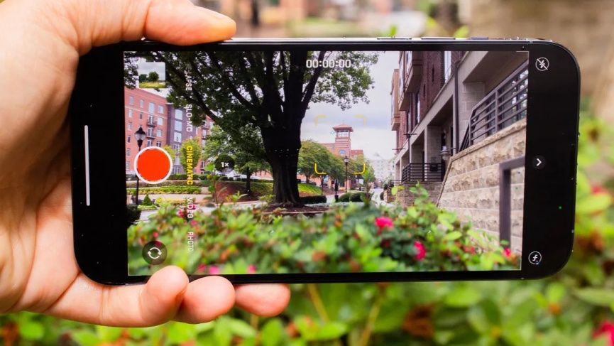camera đa dạng với nhiều chức năng chụp ảnh