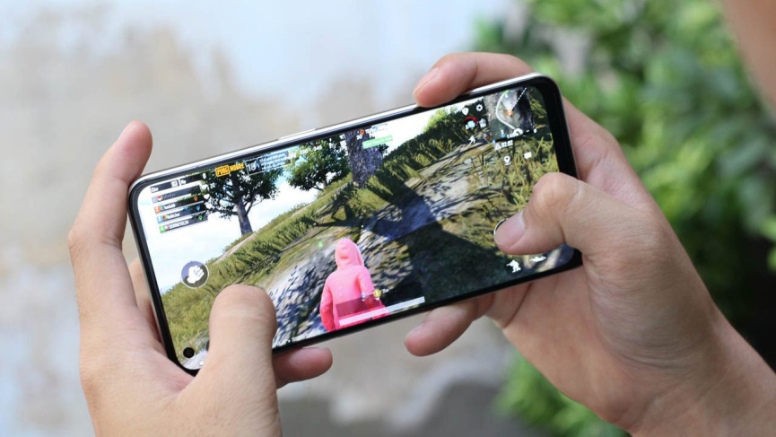 Oppo hiệu năng ổn định, mượt mà