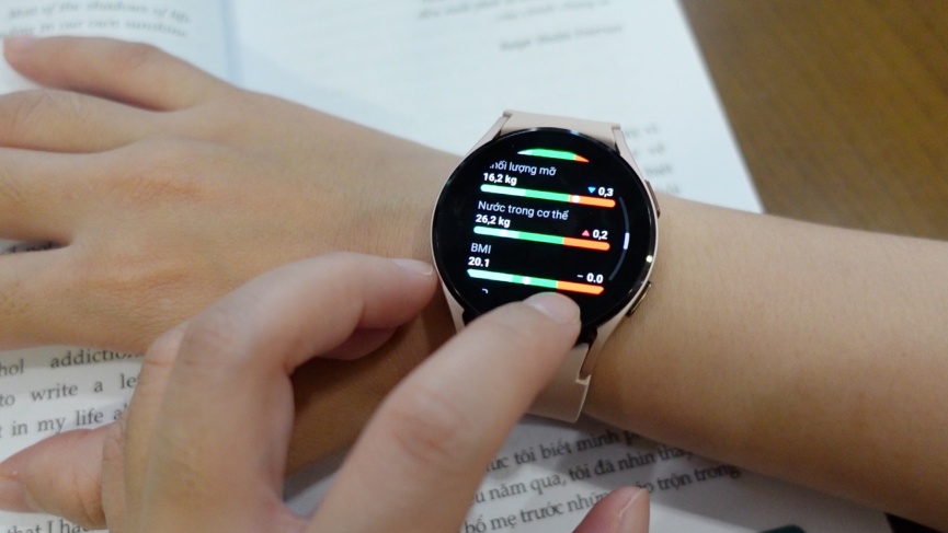 samsung watch 4 hỗ trợ tập luyện