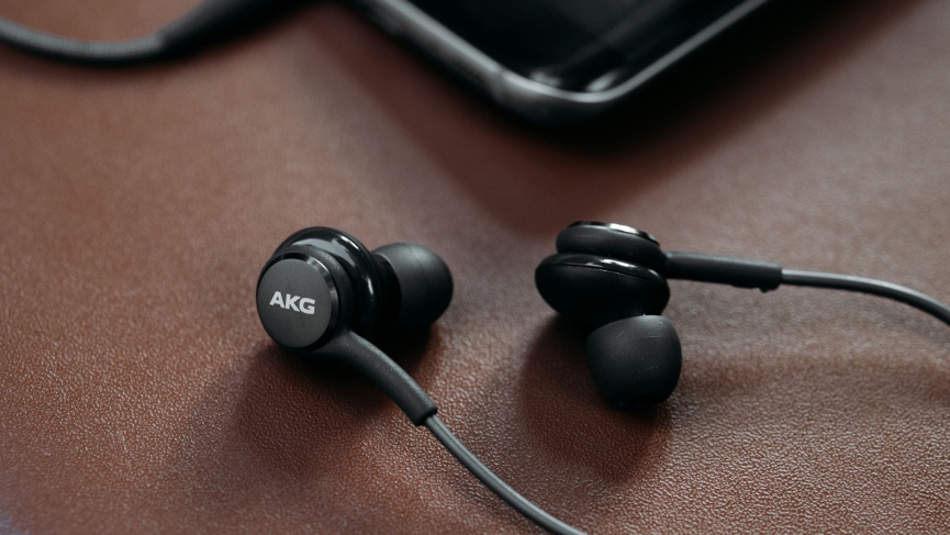 tai nghe AKG samsung