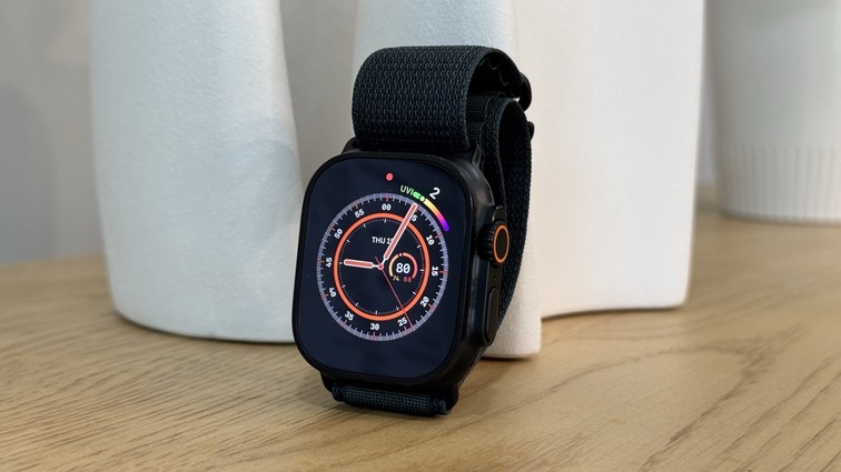 màn hình apple watch ultra 2 titan