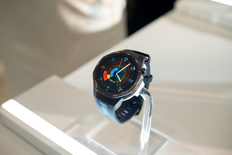 thiết kế huawei watch gt 5 pro 46mm