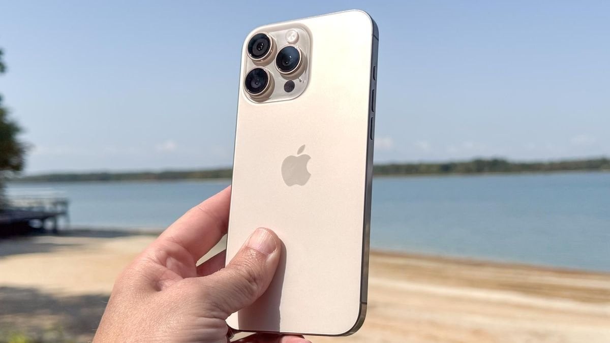 đánh giá iphone 16 pro max
