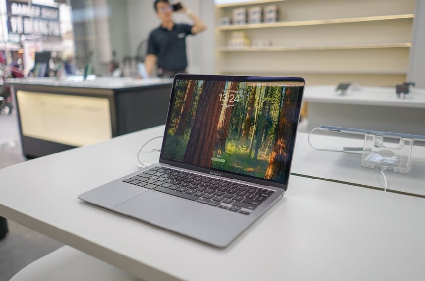 Mua MacBook cũ uy tín, giá hợp lý