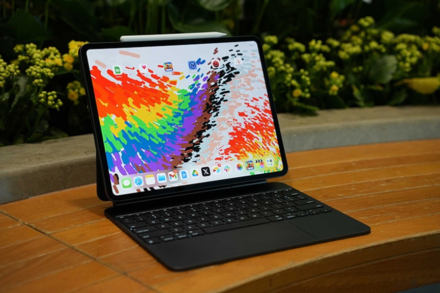 ipad pro màn hình oled