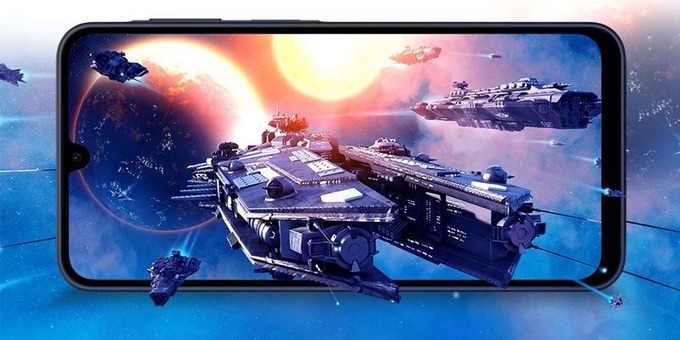 Màn hình Super AMOLED 6.7 inch