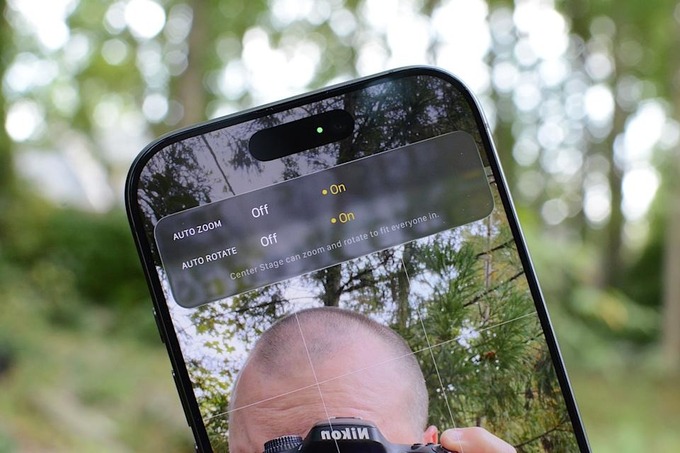 Camera trước 18MP Center Stage Selfie thông minh
